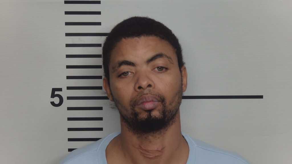 Man indicted on murder charge in downtown Louisville apartment shooting