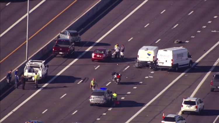 Motorcyclist dies after being trapped beneath van on westbound Loop 202 ...