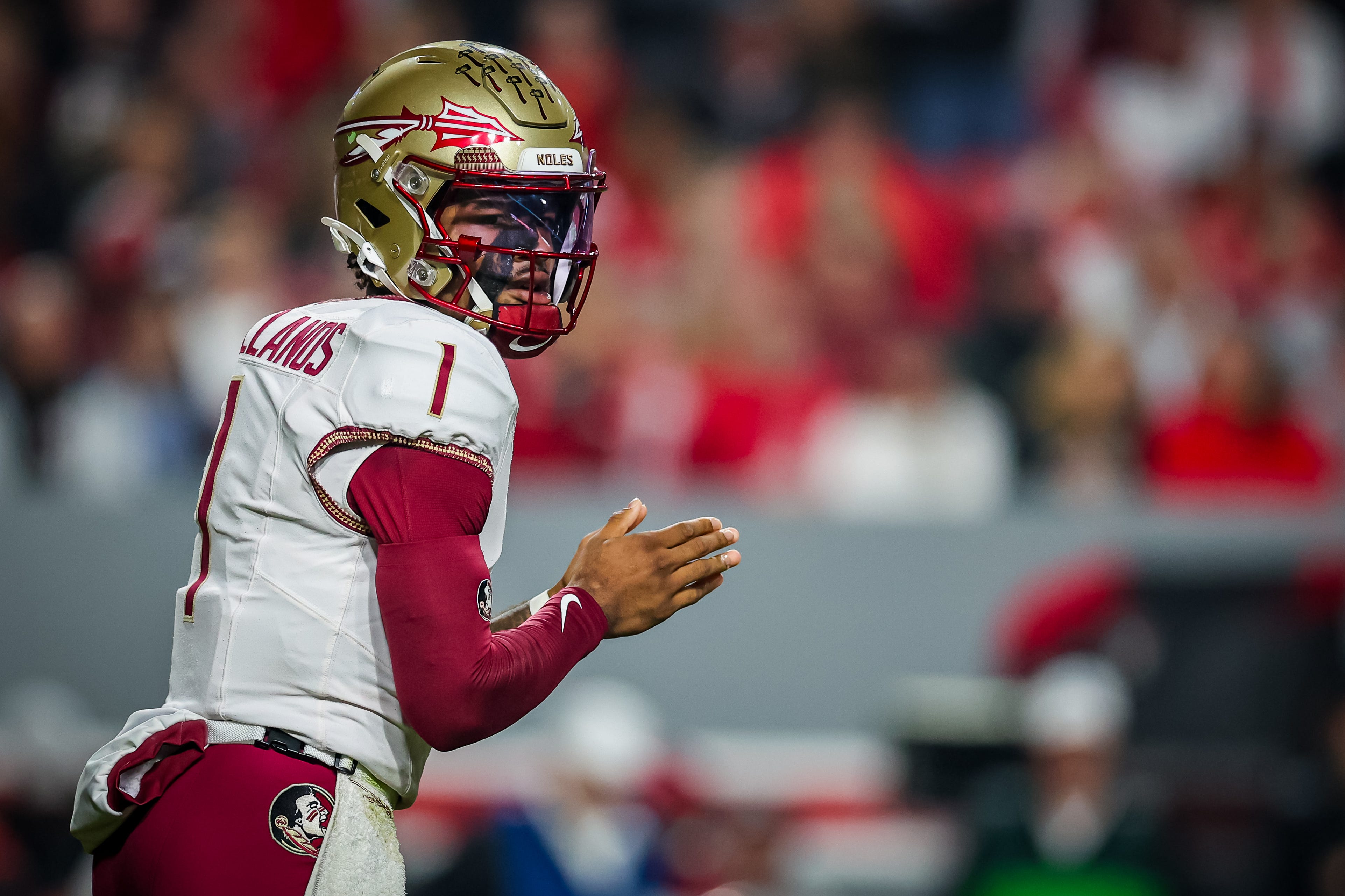 Key FSU quarterback target to visit Seminoles