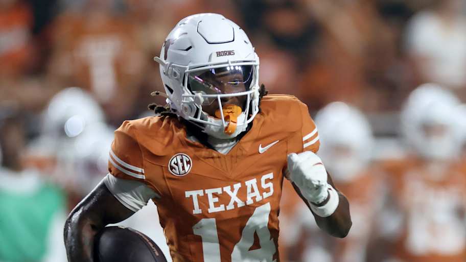 Texas WR who spurned Coach Prime and Colorado in recruiting enters ...