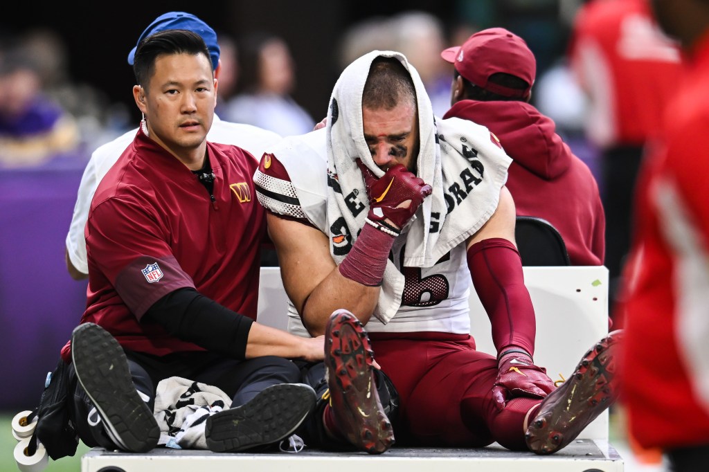 Commanders’ Zach Ertz speaks out after devastating ACL injury
