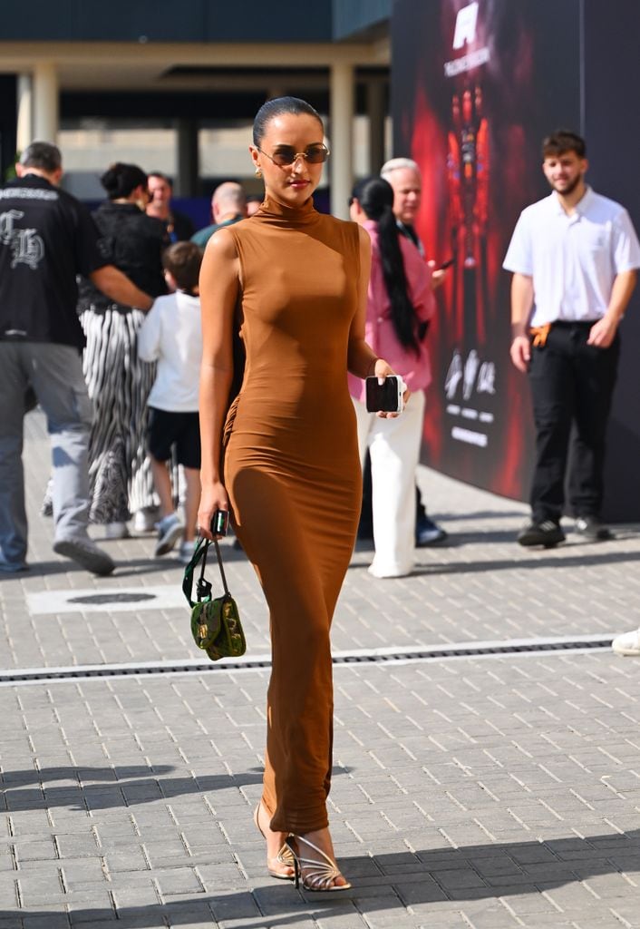 Los 'looks' de Alexandra Saint Mleux en el Gran Premio de Abu Dhabi