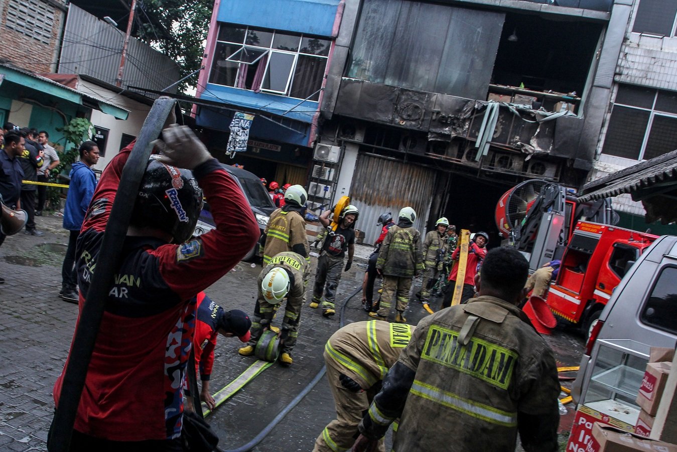 Daftar Korban Kebakaran Terra Drone: 15 Perempuan dan 7 Laki-Laki