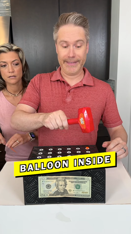 Balloon box roulette – exciting holiday twist