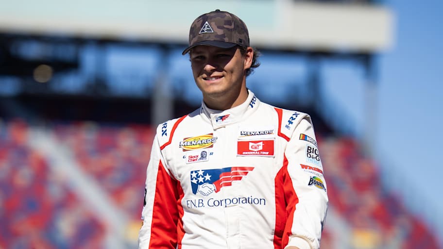 Kris Wright headed back to trucks with McAnally-Hilgemann Racing