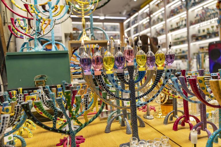 When did hanukkah start historically