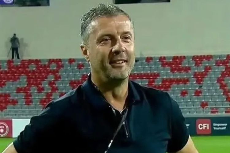 Persebaya vs Persis Berebut Miljan Radovic, Siapa Pemenangnya?