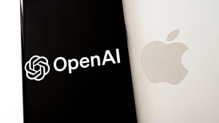 OpenAI x Apple: Parceria Tóxica ou o Inimigo Perfeito? Altman Revela a Verdade Incômoda
