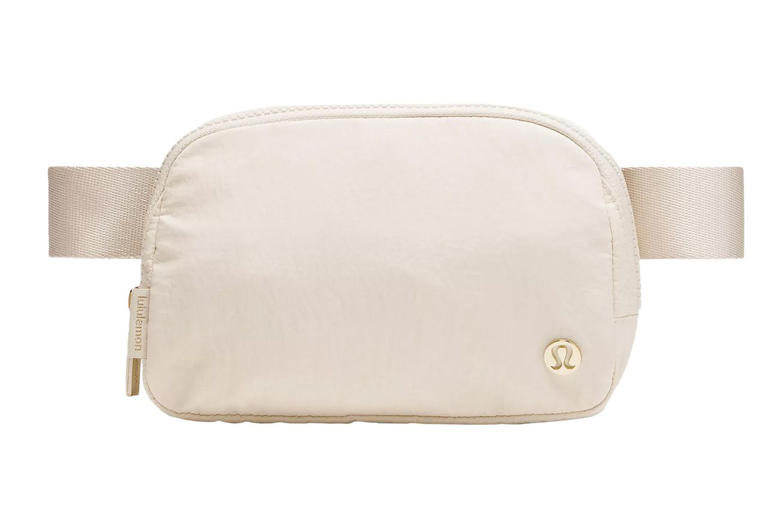 fuzzy fanny pack lululemon Athletica Everywhere Fleece Waist Bag Belt Bag Lululemon Fuzzy Fanny