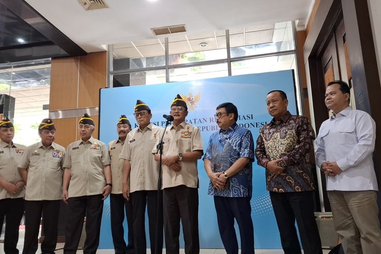 Wacana Kapolri Dipilih Presiden Tanpa Uji DPR, Siapa Pengusulnya?