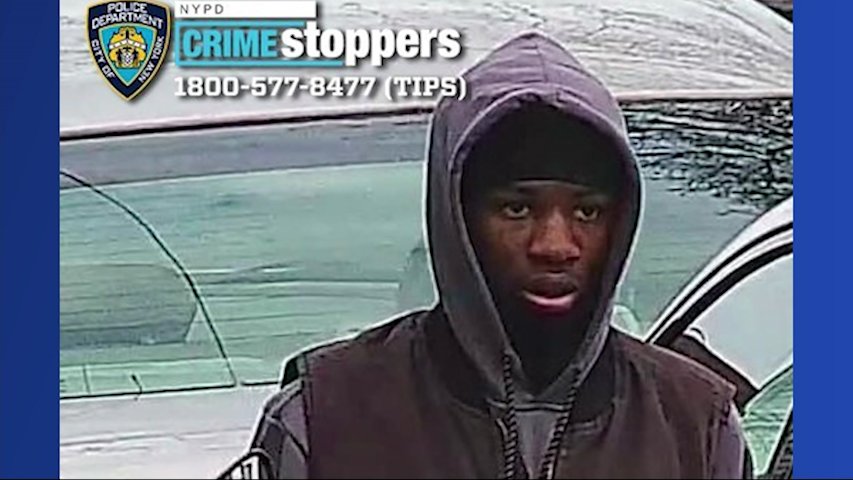 Police release photo after motorcycle robbery at Flatbush Avenue red light