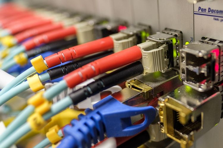 DPR Sebut Spin-off Bisnis Fiber Telkom Solusi Efisiensi Telekomunikasi