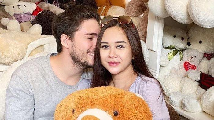 5 Tahun Cerai, Aura Kasih Bongkar Mantan Suami Tak Pernah Nafkahi Anak
