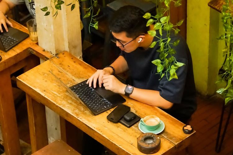 10 kafe estetik di Jakarta dengan rating Google tinggi untuk penikmat kopi