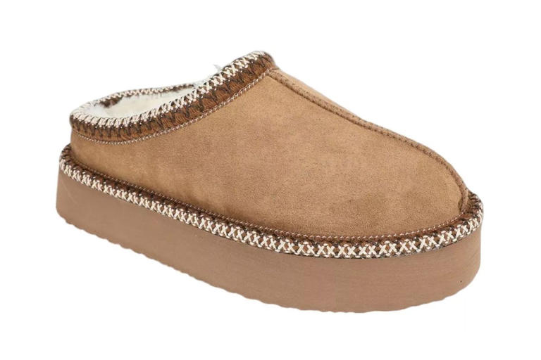 Target’s $30 clogs are even more comfortable than a nearly identical ...