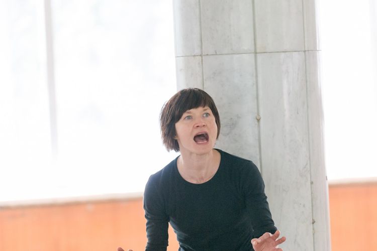 7 Tanda Kemarahan Sunyi Weton Legi: Dingin Hingga Balasan Alam Semesta