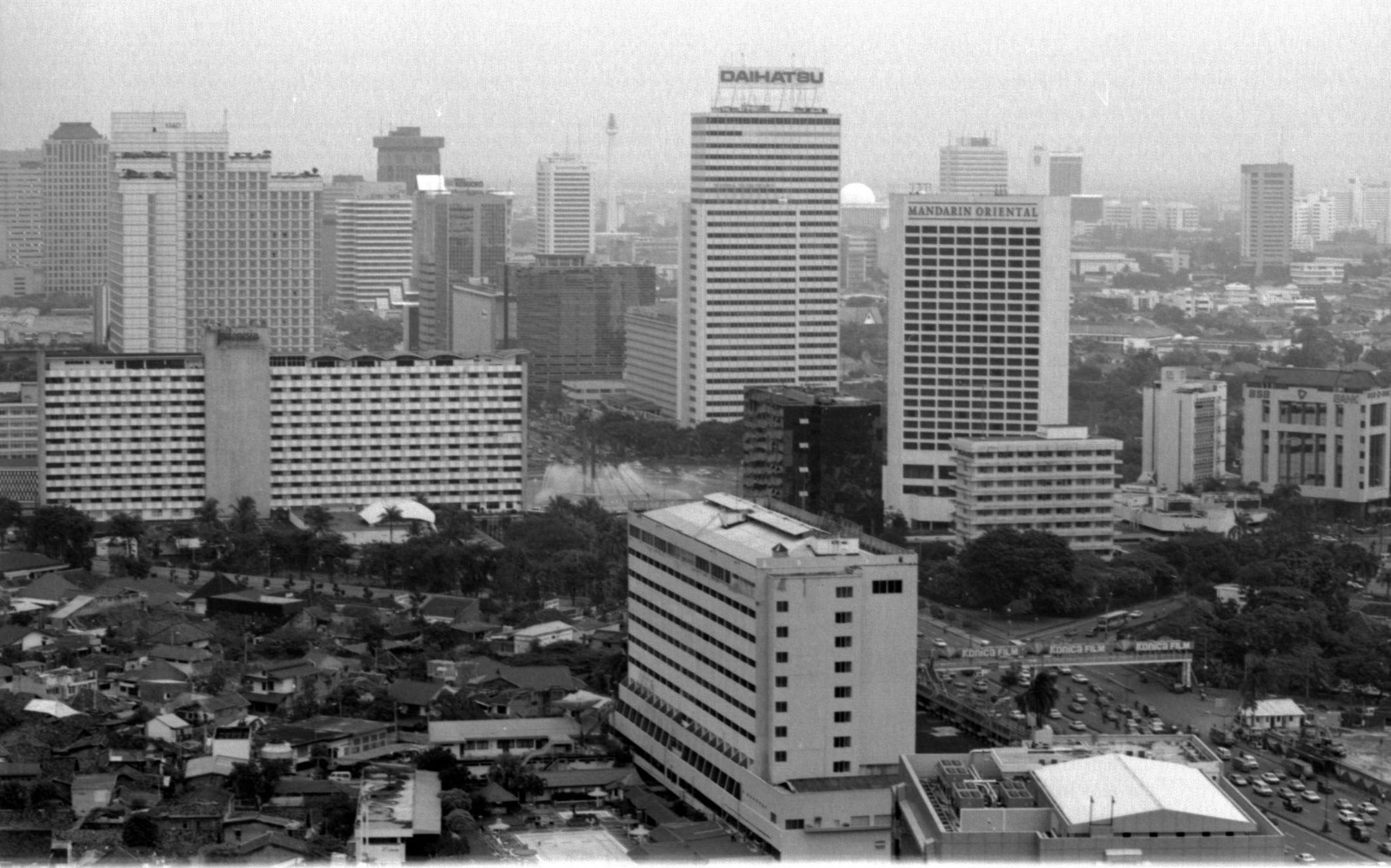 40 Tahun Perjalanan Ekonomi Jakarta: Dari Ibu Kota ke Kota Global