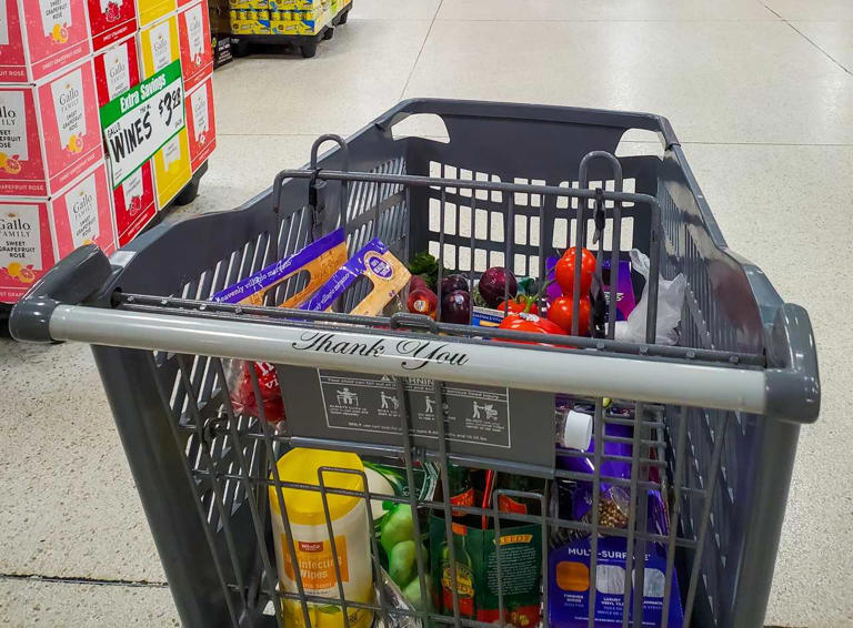 Grocery shoppers charged more in secret price tests on Instacart ...