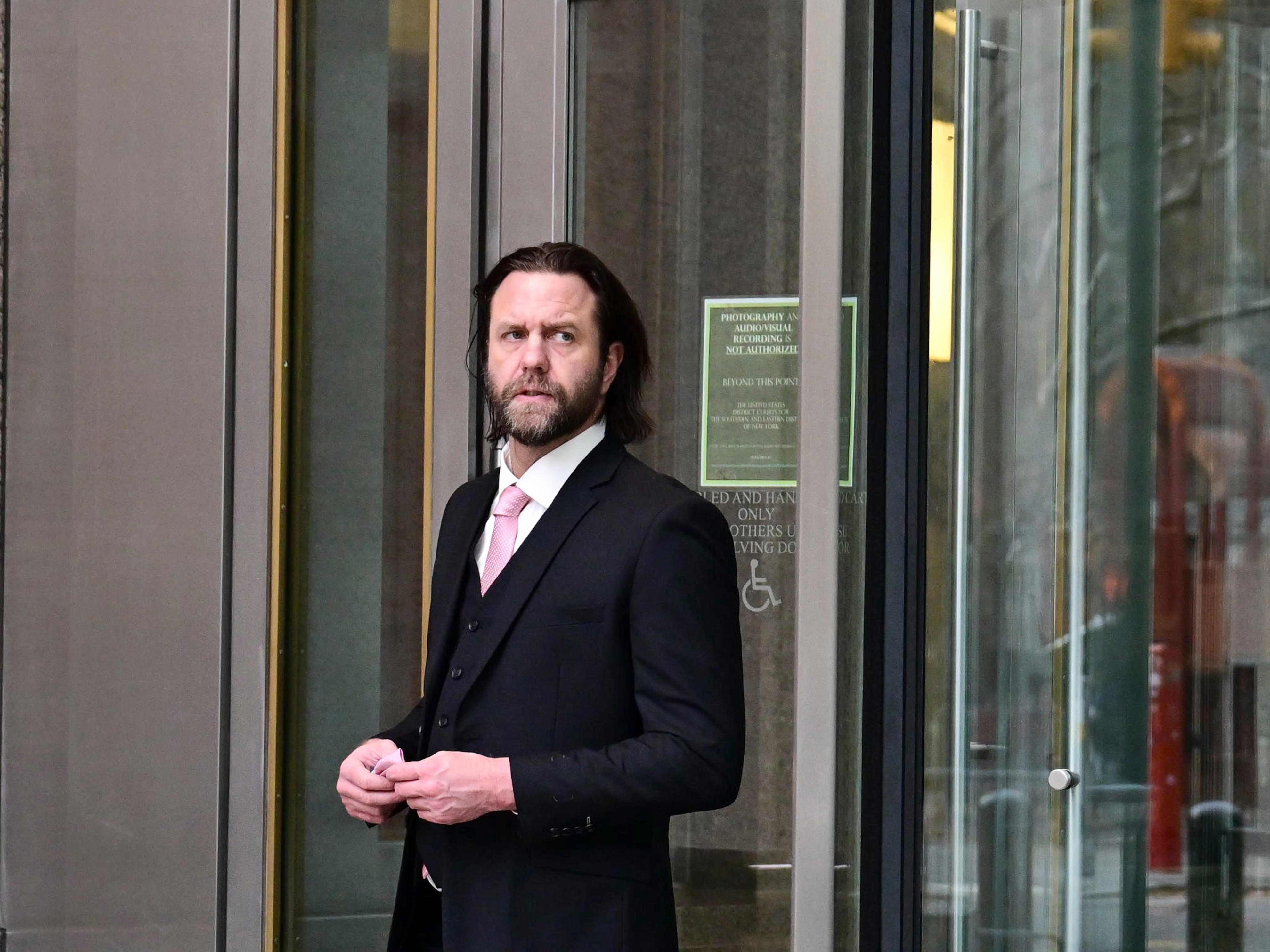 Netflix director takes the stand, recounts 5-week scramble to save sci ...