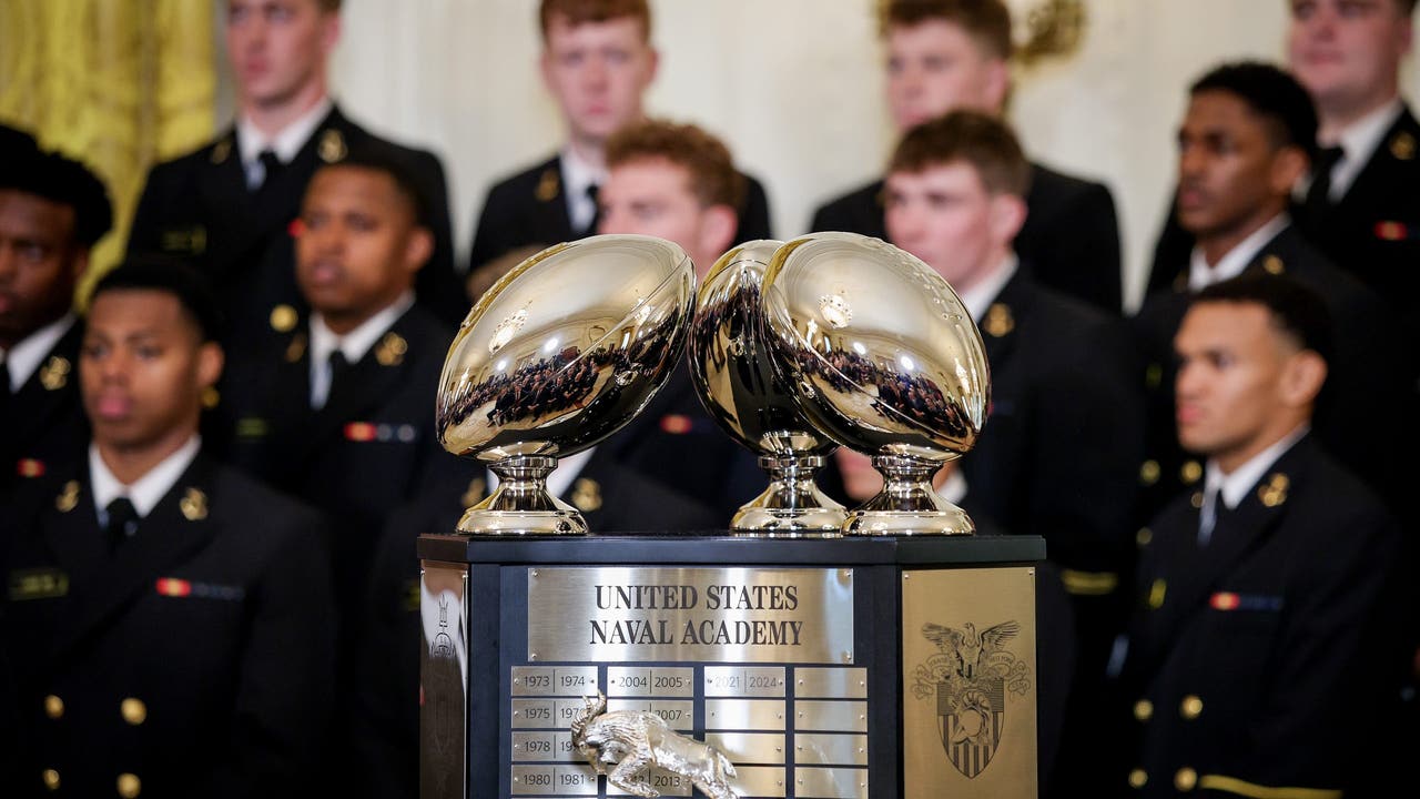 Army and Navy renew rivalry this weekend: 'Commander-in-Chief’s Trophy ...
