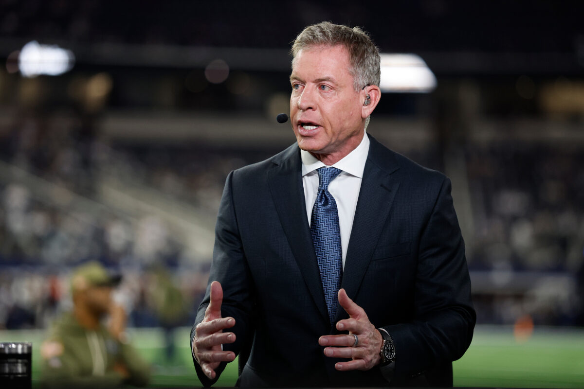 Troy Aikman dances around report of blowup with his ESPN partner Joe ...