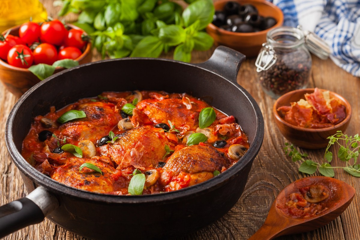 Chicken cacciatore: Probiere die geschmorte italienische Hähnchenbrust