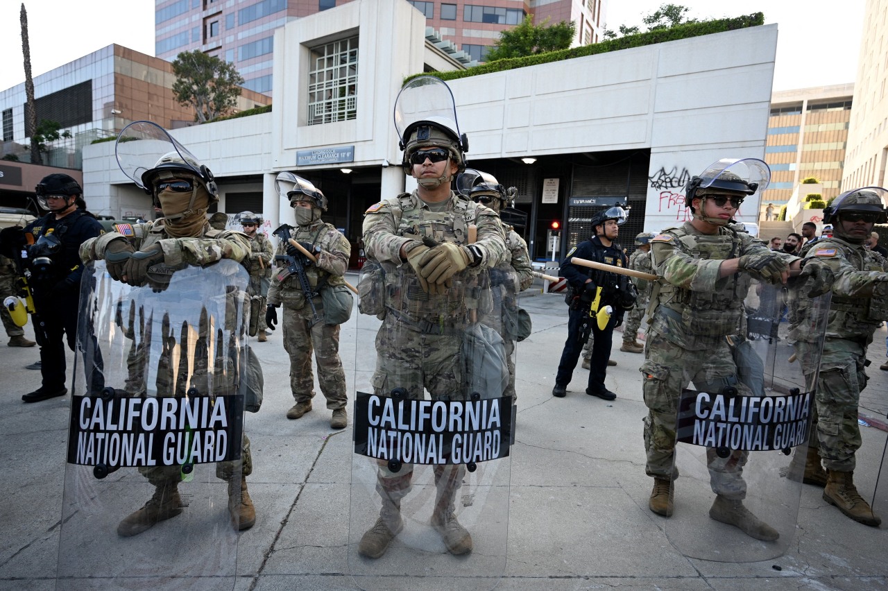 Judge orders Trump administration to end National Guard deployment in ...