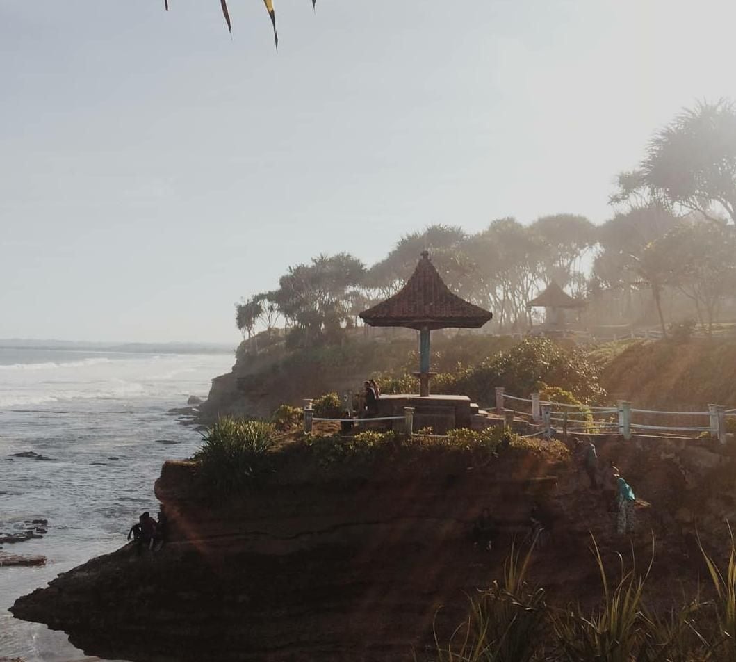 Di Manakah Pantai Batu Hiu Pangandaran? Ini Harga Tiket Terbaru untuk Liburan!