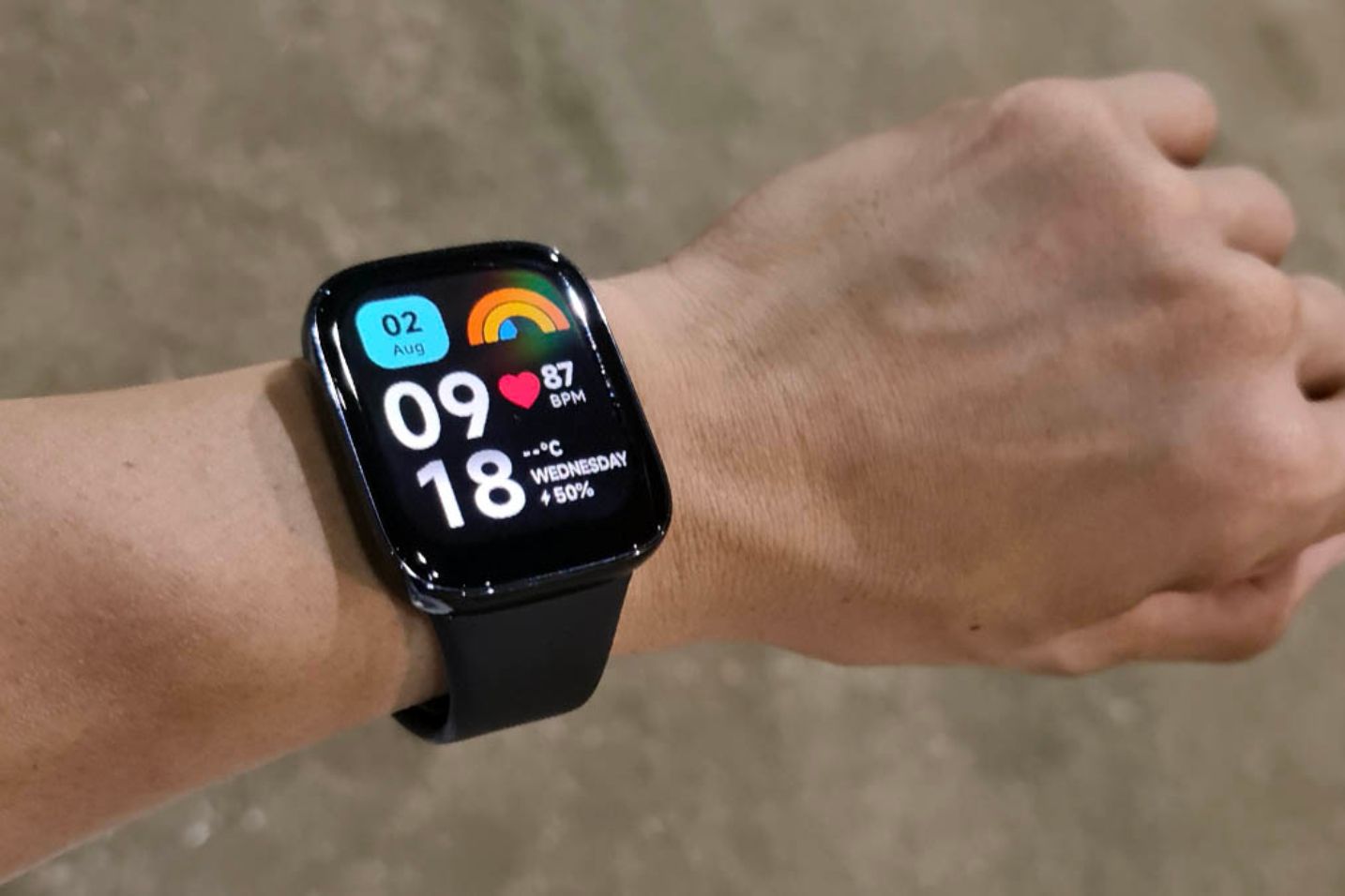 6 smartwatch keren mulai 300 ribuan, fitur lengkap untuk pelacakan harian