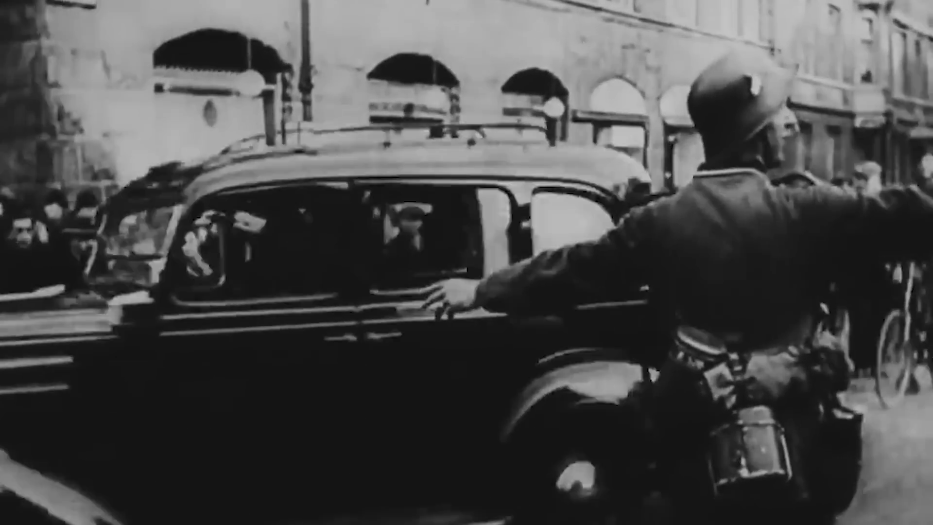 The great escape and its terrible cost: A short tunnel, a nationwide ...