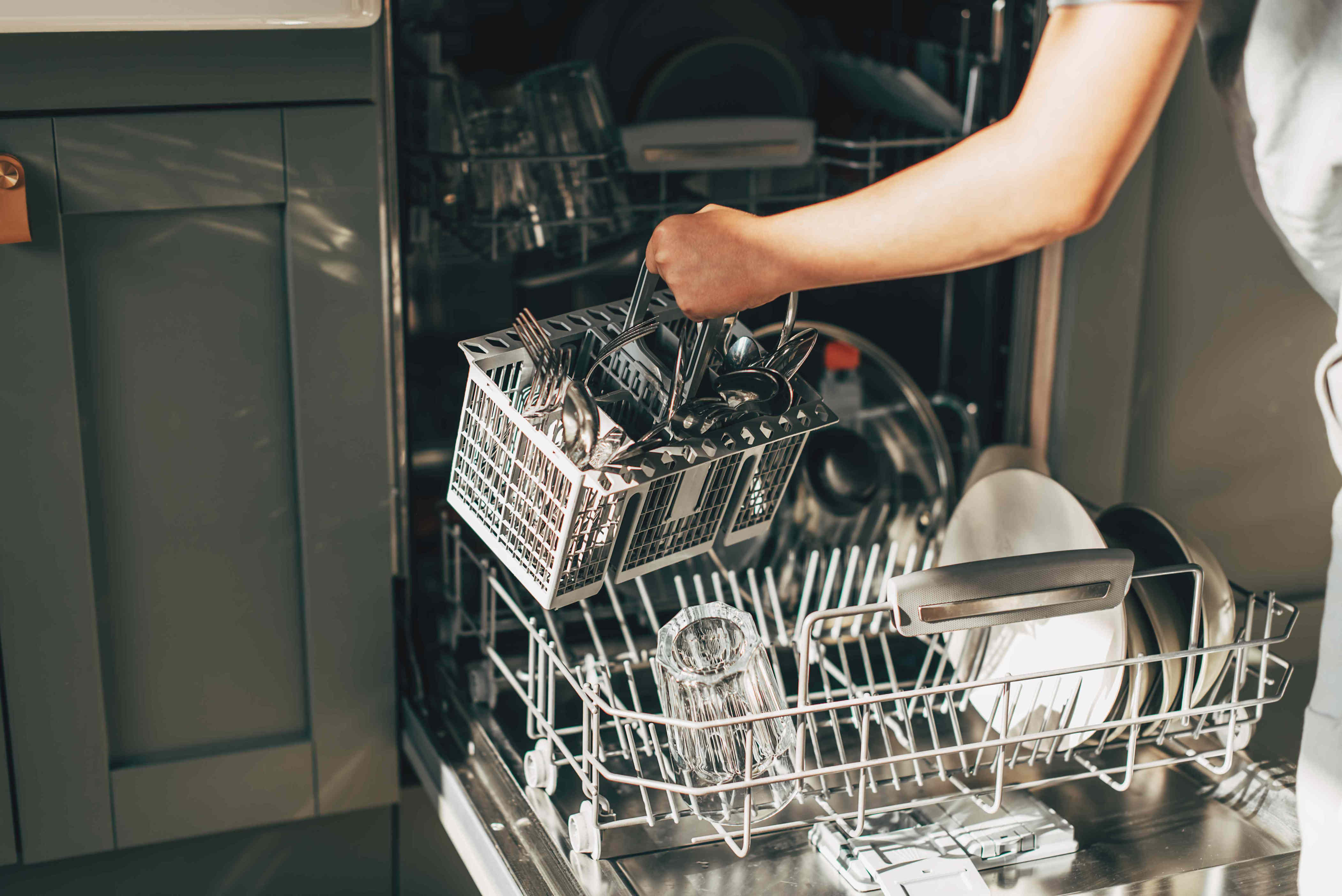 How to stop silverware from rusting in the dishwasher—and what to do if ...
