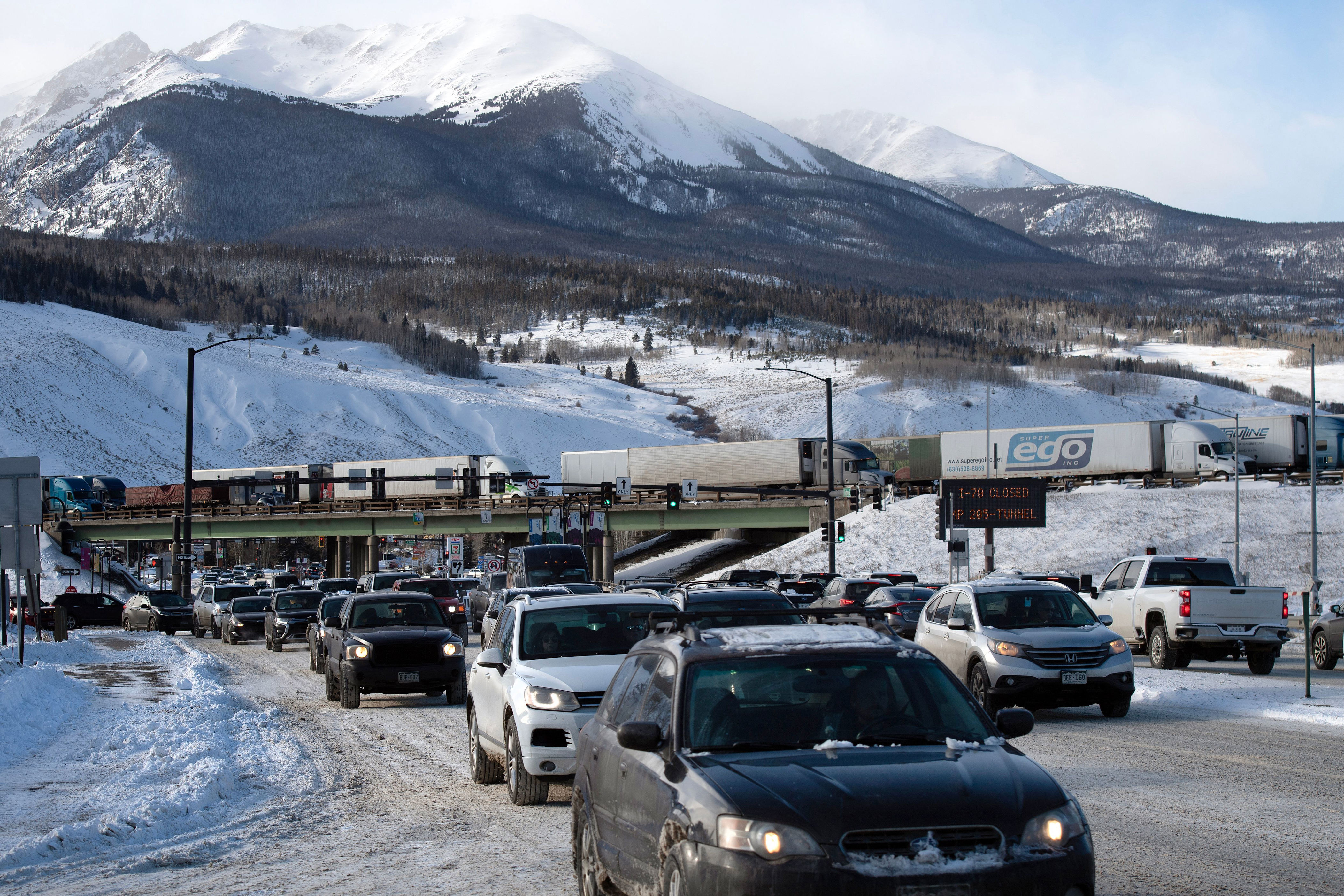 Winter holiday travel to set new record—here are the best and worst times<br><br>