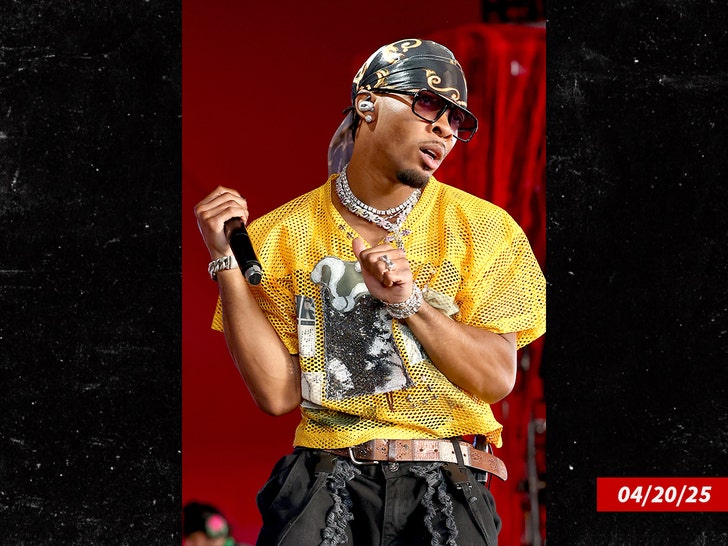 D4vd's Record Label Managers Closely Tied to His Personal Life