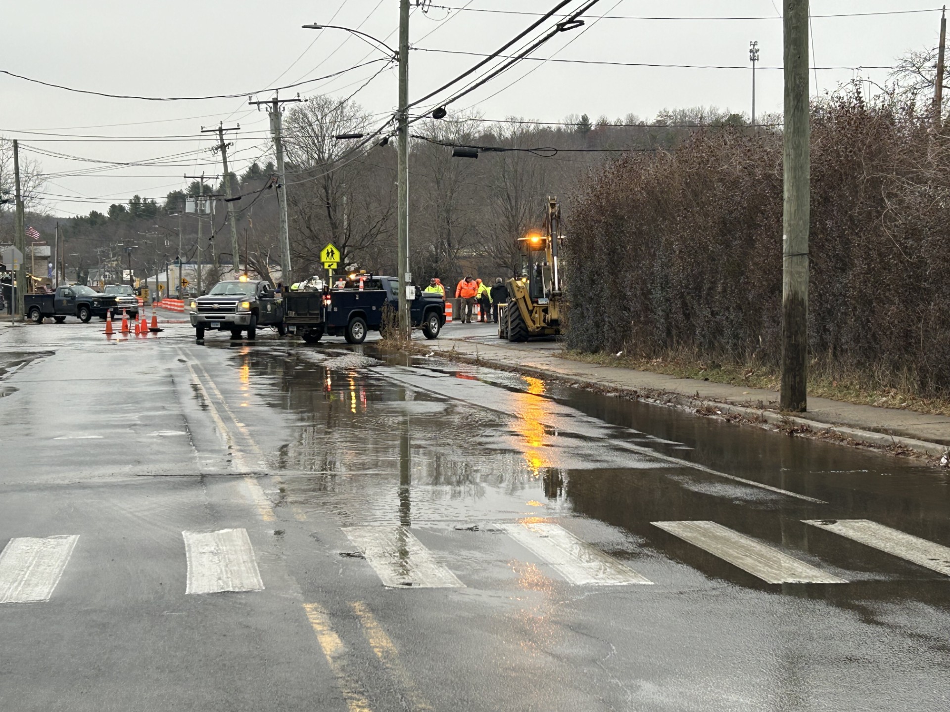 Water main break causing service disruptions in Waterbury