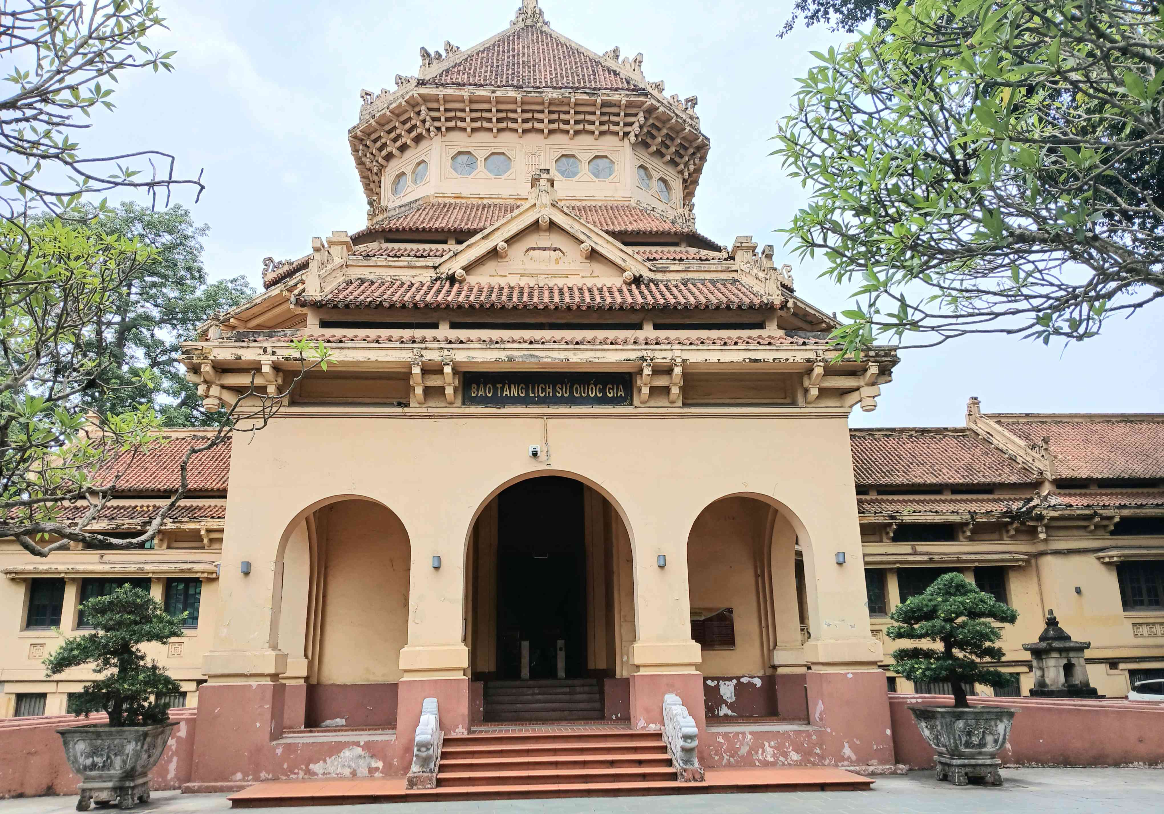 Melihat Awal Sejarah Vietnam Melalui Benda Purba di Museum Nasional