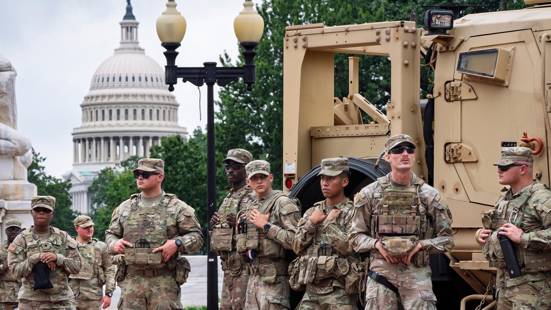 Where in the US are National Guard troops still deployed?