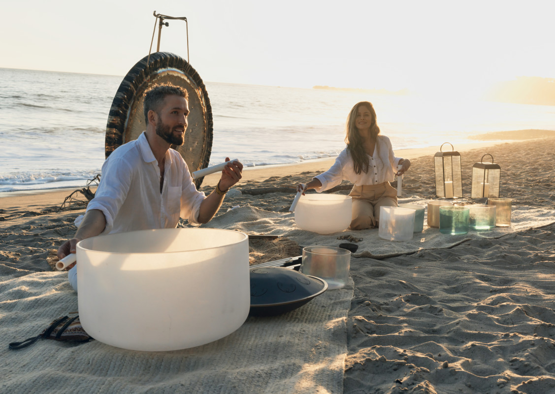 The wellness travel trends you’ll see everywhere in 2026—from full moon ceremonies to sound baths<br>