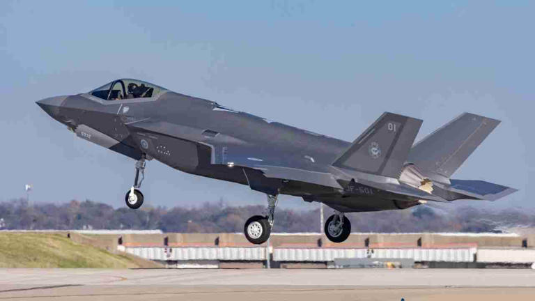 Finland conducts inaugural flight of the F-35 and begins final phase of ...