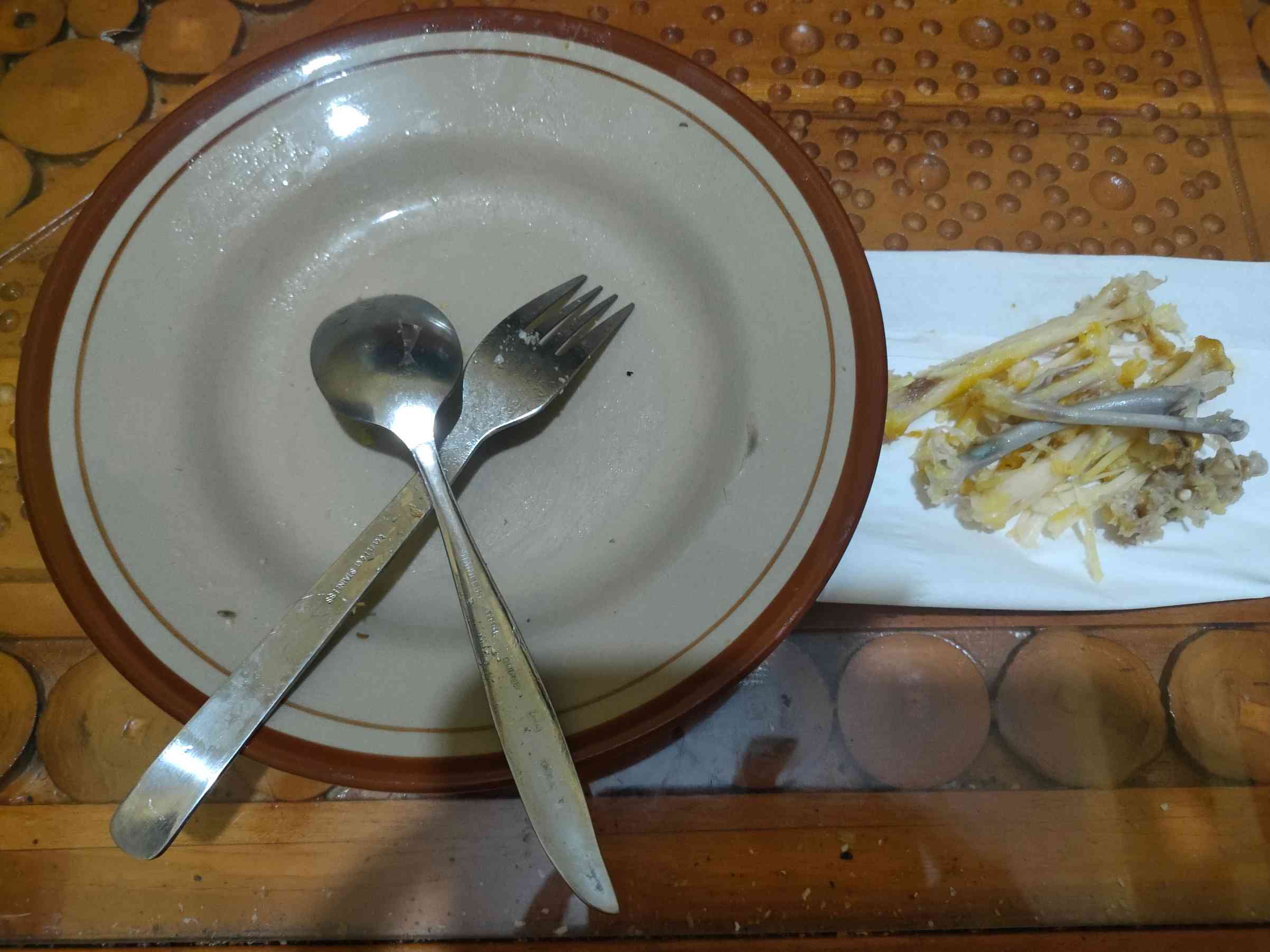 Anak Belajar Menghargai Makanan dari Piring Orangtua