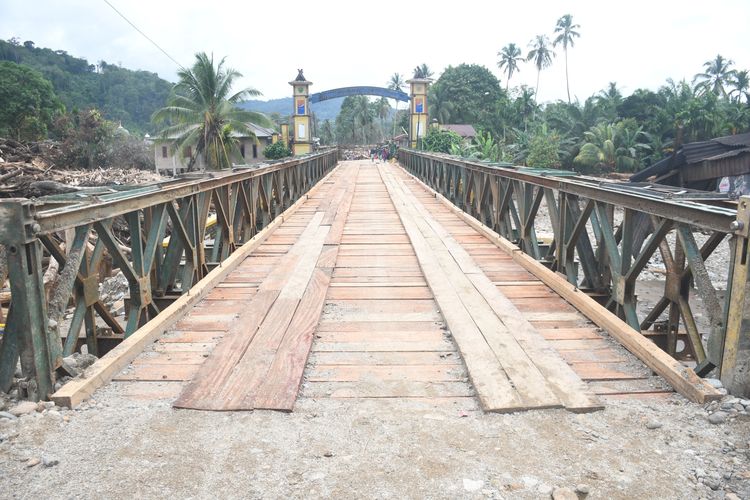 Pemasangan jembatan bailey untuk Jembatan Anggoli di Sababangun, Tapanuli Tengah, dilaporkan rampung pada Rabu (10/12/2025).