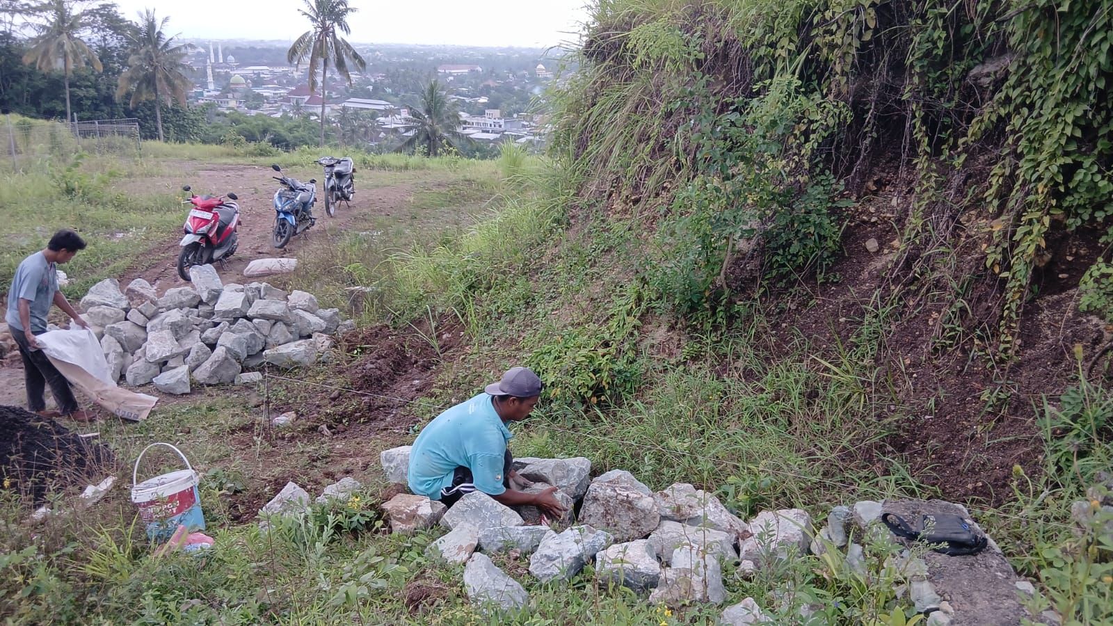 Developer Weekend Hills sepakati pembangunan saluran baru untuk selesaikan keluhan warga Montong Sag