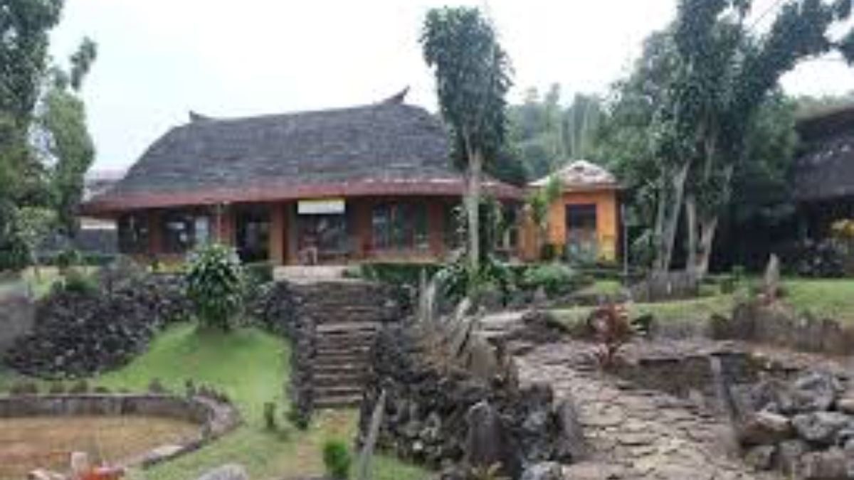 Cipari: Jejak Megalitikum dengan Spot Foto Instagramable