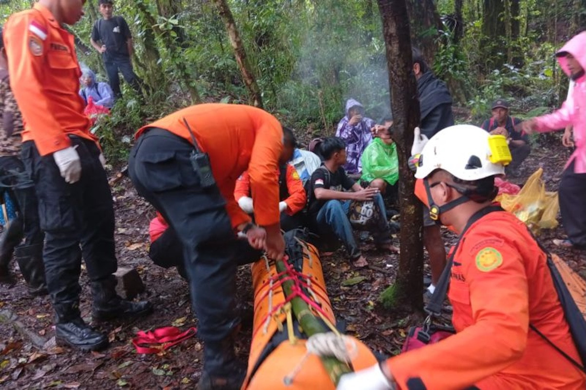 Pendaki Meninggal Usai Jatuh di Jalur Air Berik Rinjani