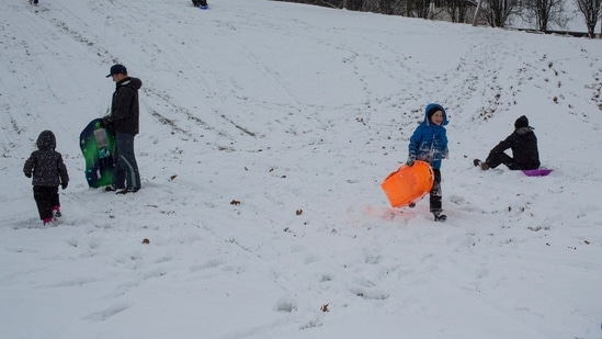 US winter storm update: Travel disrupted as warning issued for 14 ...
