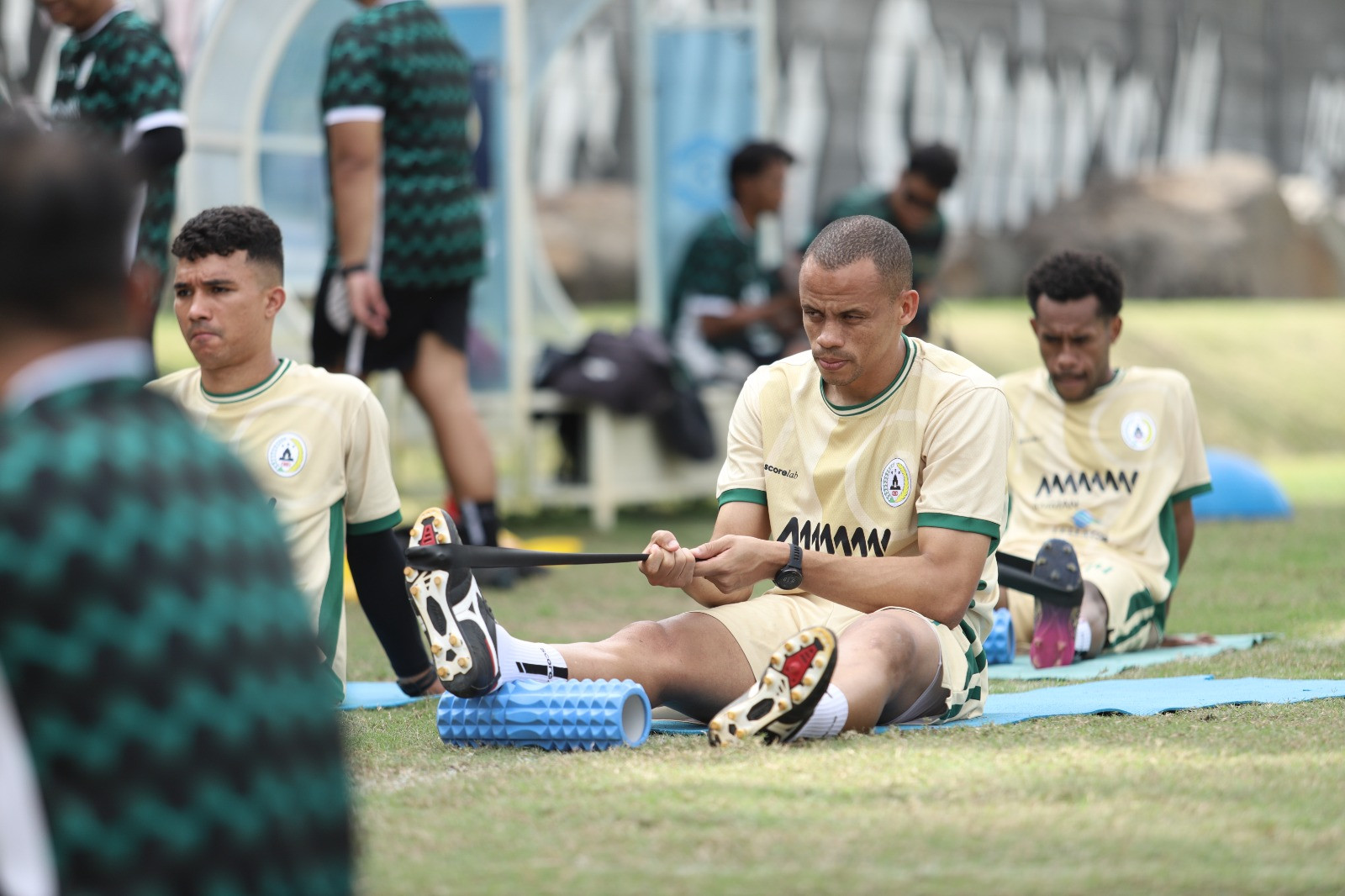 Pemain PSS Sleman yang Cedera Diperiksa Tim Medis