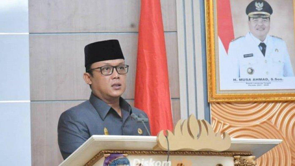 Ardito Wijaya, Bupati Lampung Tengah yang Tersenyum Saat OTT KPK, Belum Setahun Jabat