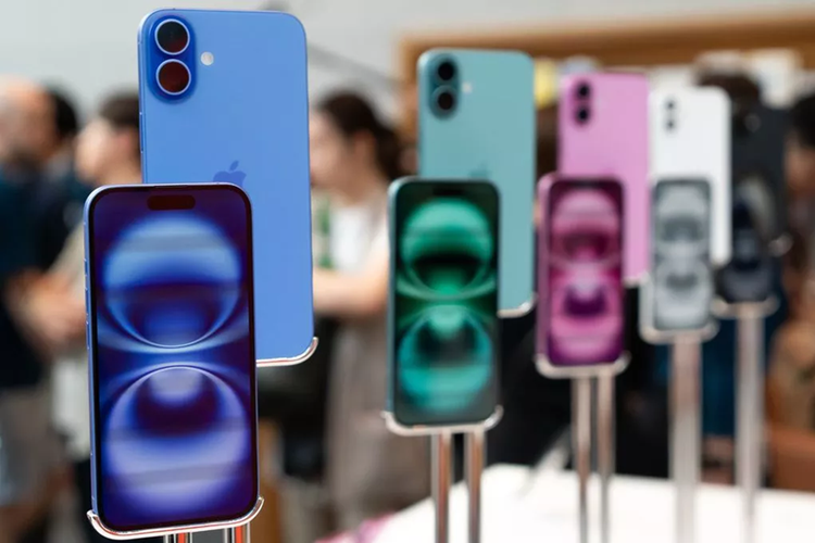 Juara Bertahan, iPhone 16 Tetap Pimpin Pasar Ponsel Dunia