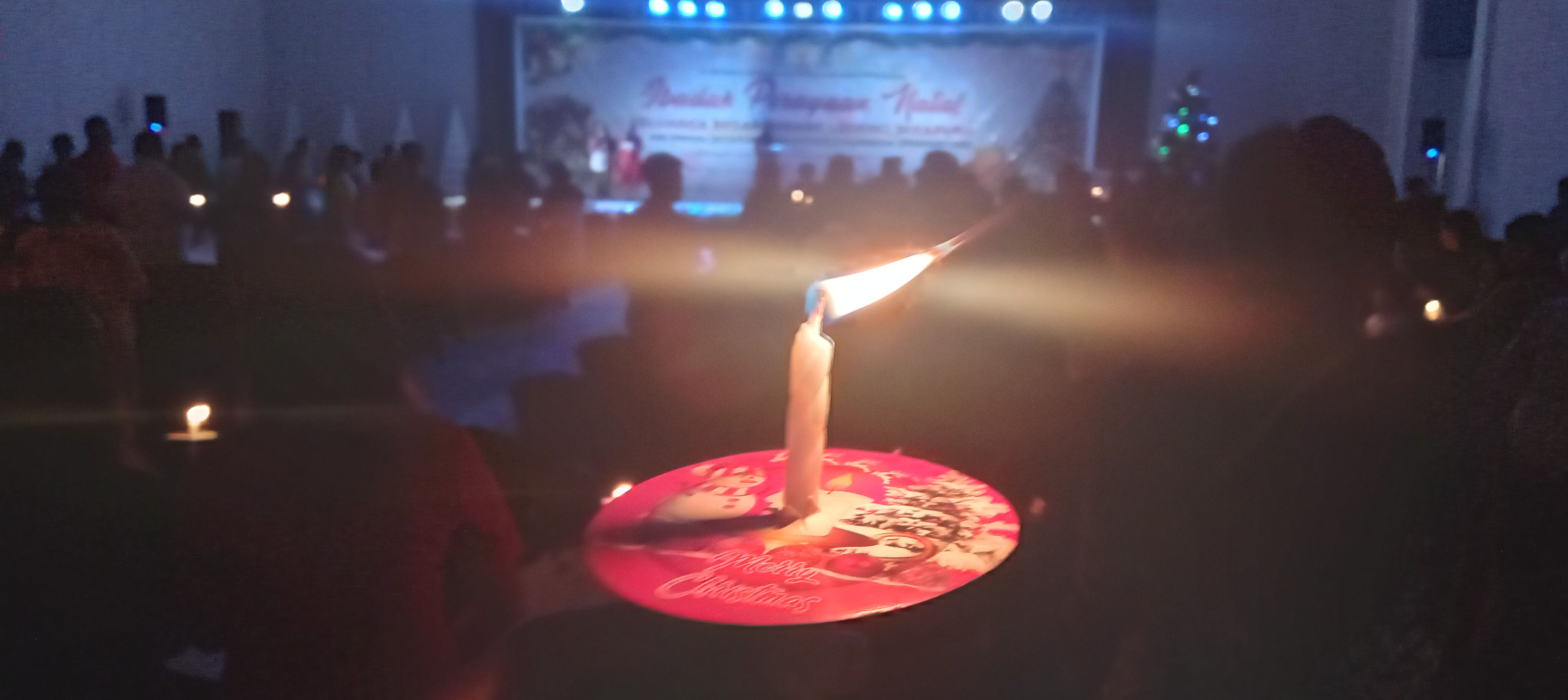 Direktur PT Air Minum Jayapura Sampaikan Pesan Penuh Makna di Ibadah Natal Keluarga Besar Tukang Led