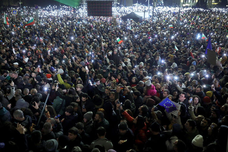 Tens of thousands join anti-government protests across Bulgaria