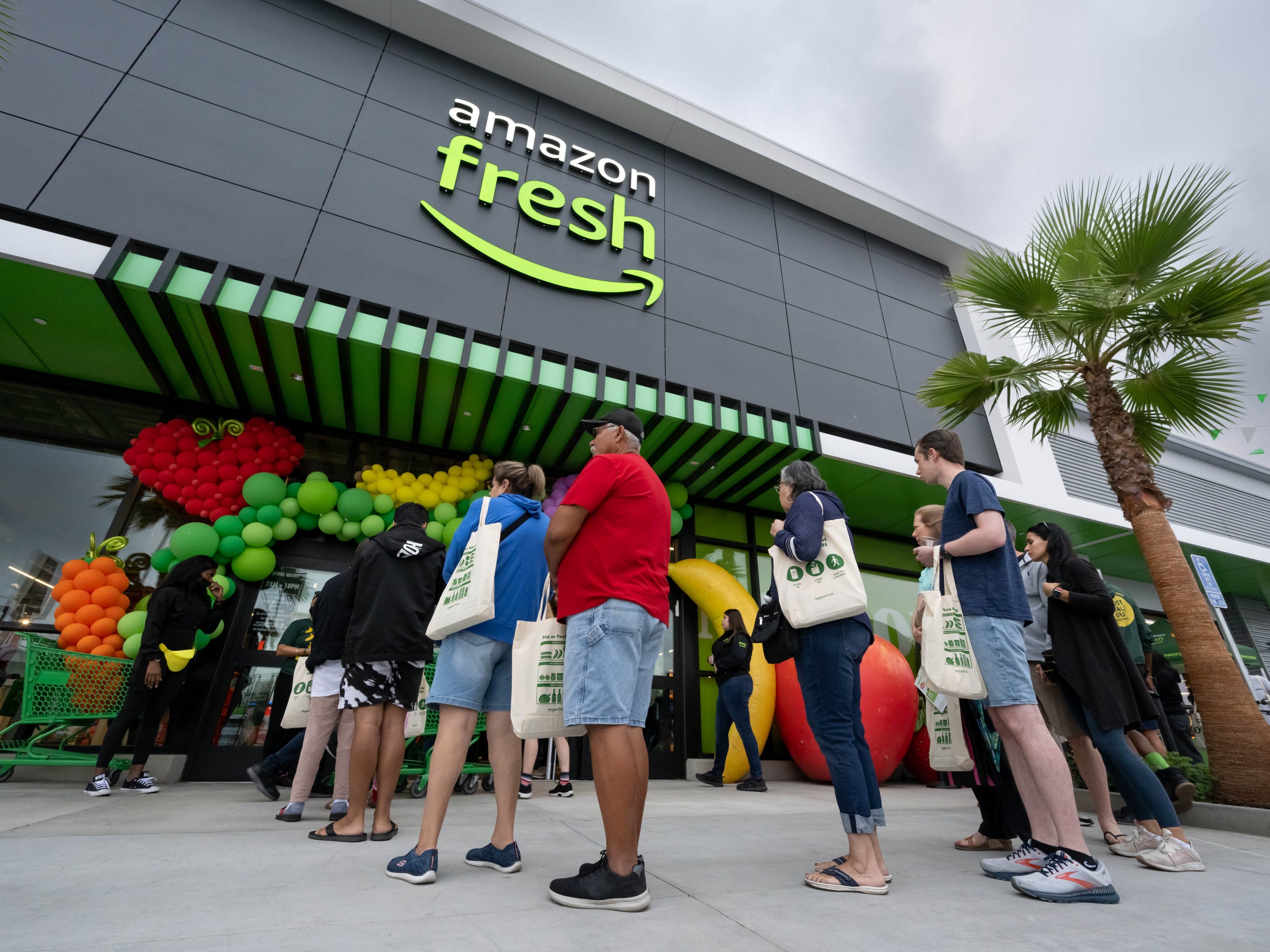 Amazon plans a new 'rush' pickup service as it doubles down on rapid ...